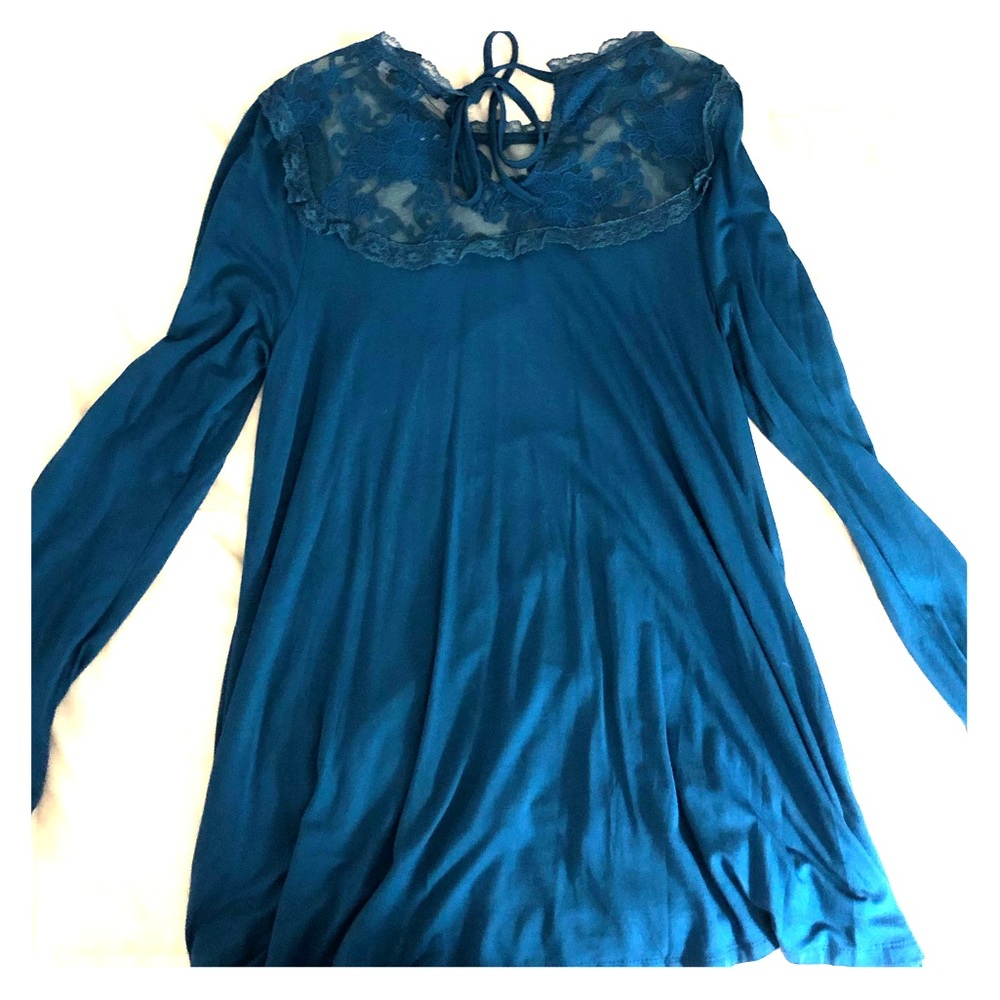Women’s size Small lace blouse/tunic. Royal blue